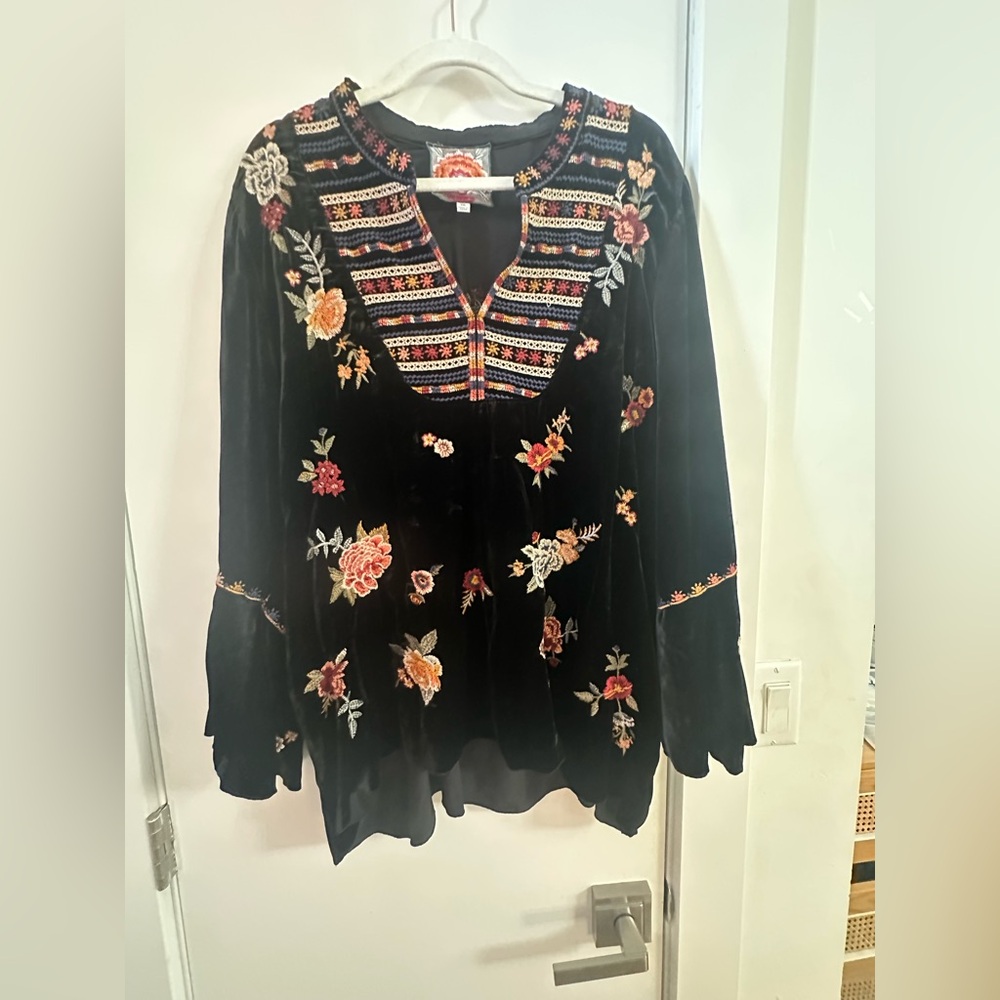 Johnny Was Embroidered Black Floral Women's Top